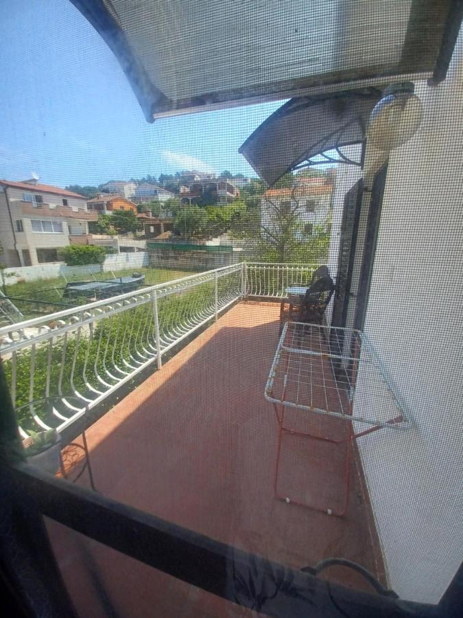 Apartment Bunjo'S Beach House 特罗吉尔 外观 照片