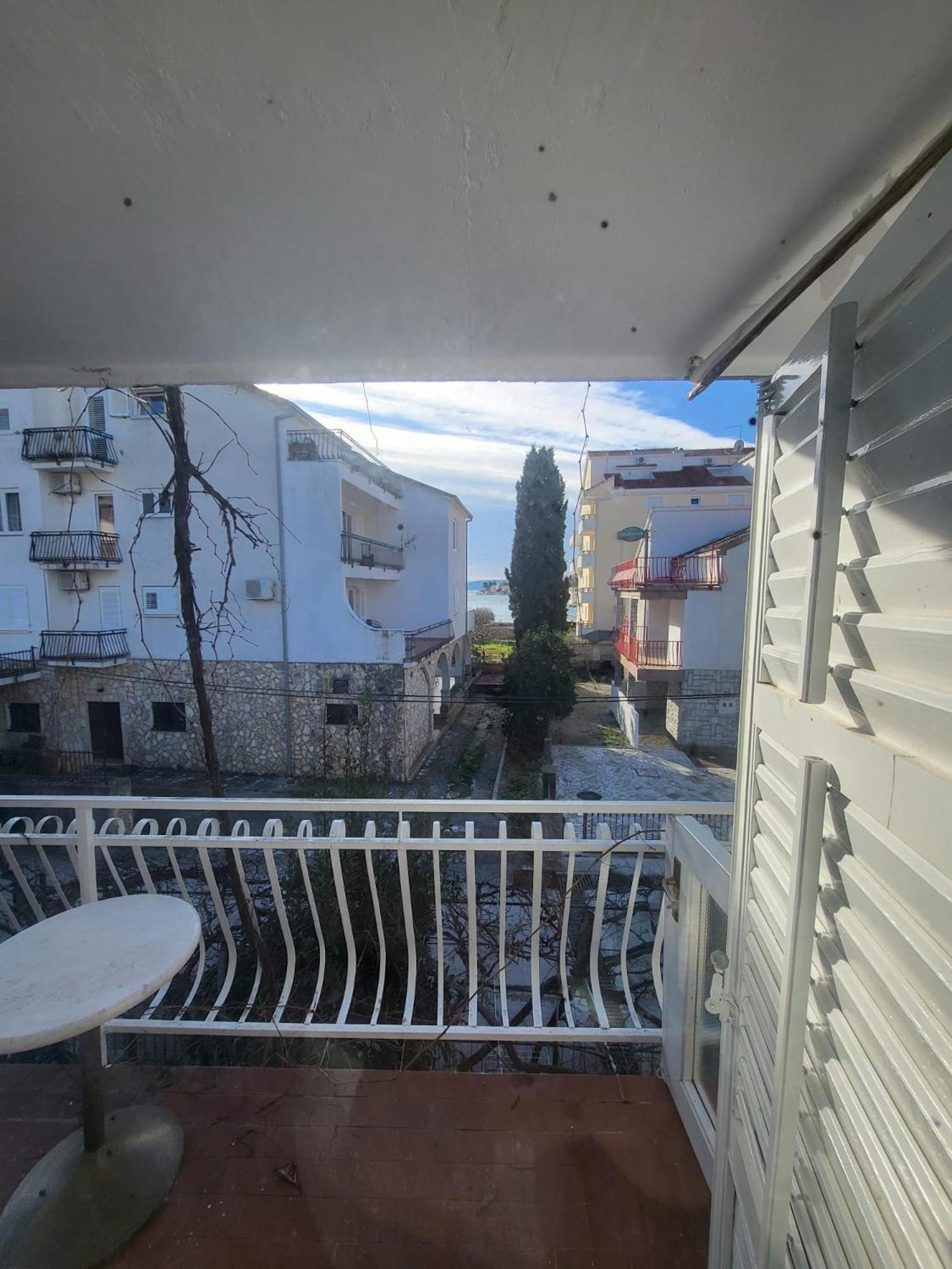 Apartment Bunjo'S Beach House 特罗吉尔 外观 照片