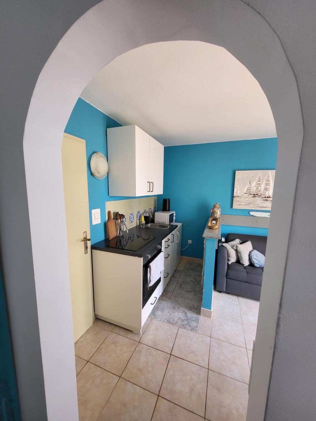 Apartment Bunjo'S Beach House 特罗吉尔 外观 照片