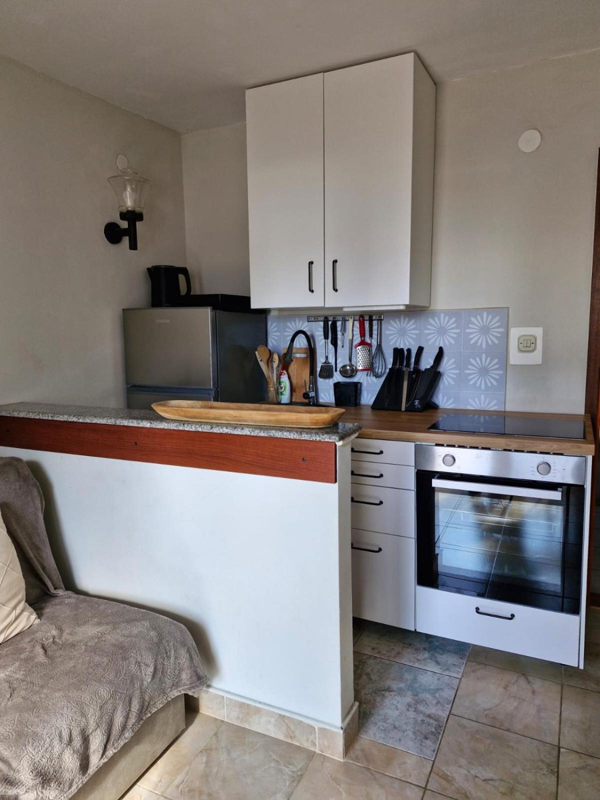 Apartment Bunjo'S Beach House 特罗吉尔 外观 照片