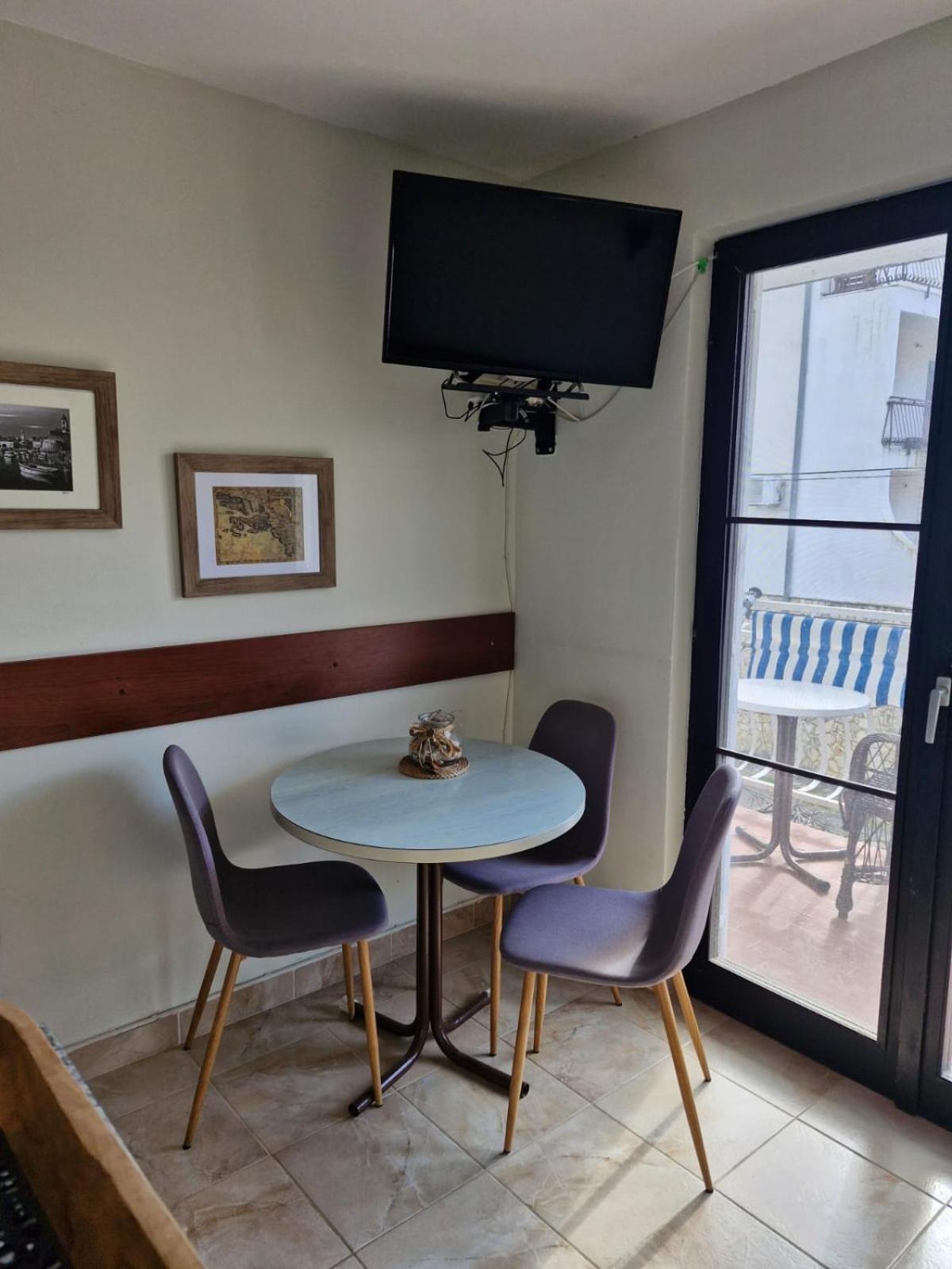 Apartment Bunjo'S Beach House 特罗吉尔 外观 照片